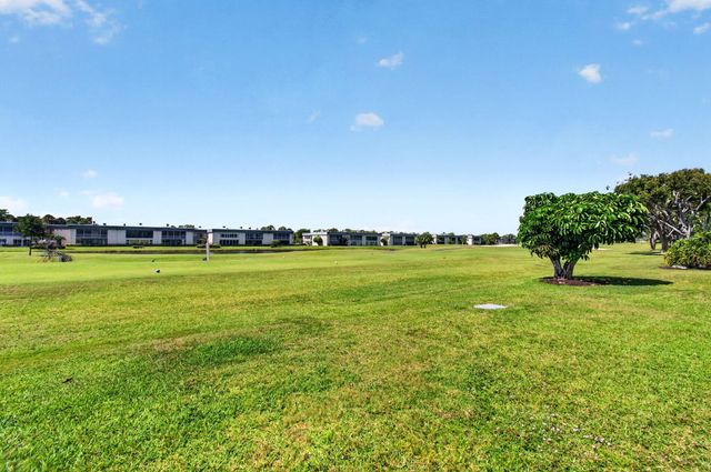 167 Normandy Lane, Delray Beach, FL 33484