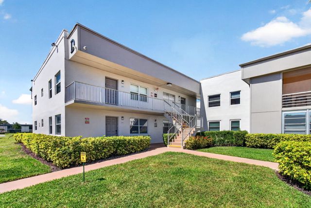 167 Normandy Lane, Delray Beach, FL 33484