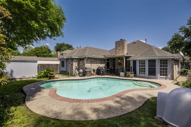 4613 Devonshire Drive, Grand Prairie, TX 75052