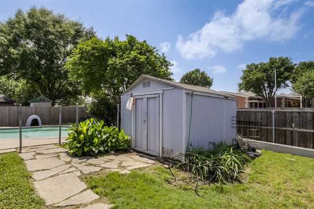 4613 Devonshire Drive, Grand Prairie, TX 75052