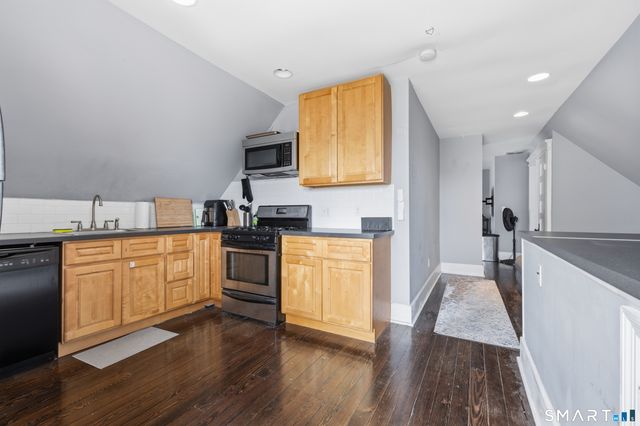 51-53 Wade Street, Bridgeport, CT 06606