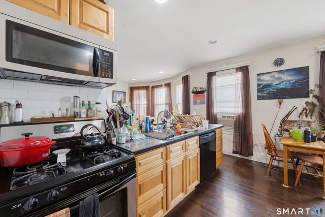 51-53 Wade Street, Bridgeport, CT 06606