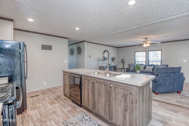 8464 Reedy Creek Road, Bristol, VA 24202
