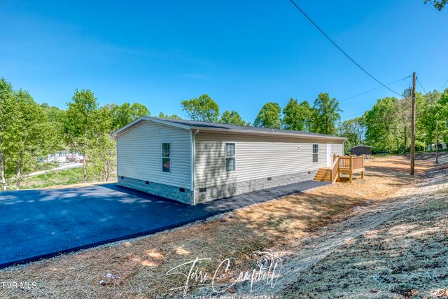 8464 Reedy Creek Road, Bristol, VA 24202