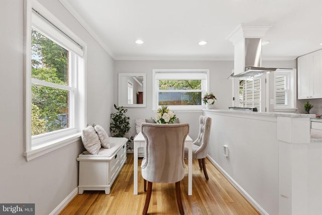 48 W TAYLOR RUN PKWY, Alexandria, VA 22314