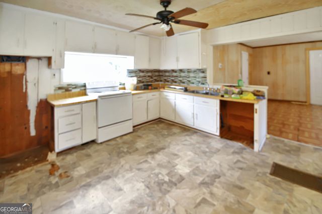 419 Fling Road, Lagrange, GA 30240