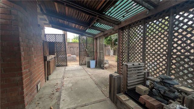 13706 S Berendo, Gardena, CA 90247