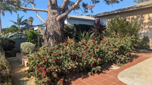 13706 S Berendo, Gardena, CA 90247