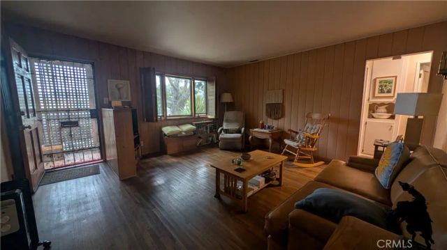 13706 S Berendo, Gardena, CA 90247