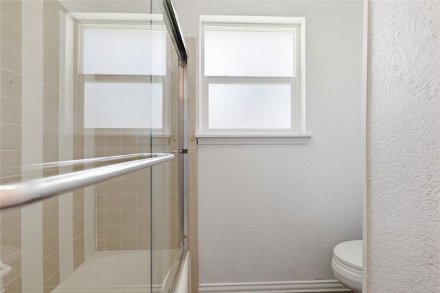 2116 Chelsea Drive, Edgecliff Village, TX 76134