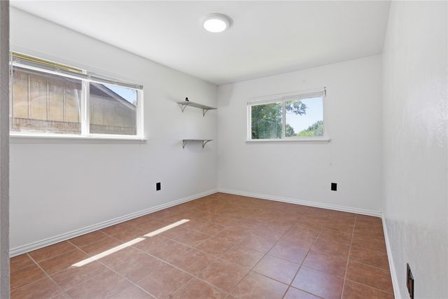 2116 Chelsea Drive, Edgecliff Village, TX 76134