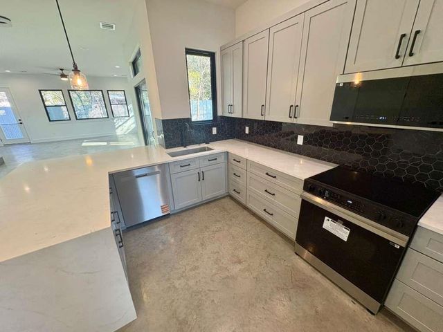 10209 Gail RD, Austin, TX 78748