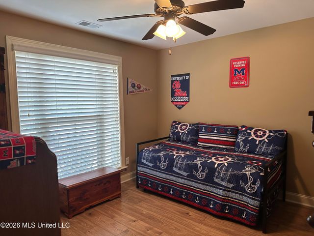 4933 W Margarette Circle, Olive Branch, MS 38654