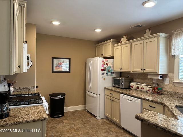 4933 W Margarette Circle, Olive Branch, MS 38654