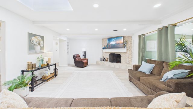 2103 68th Street, Lubbock, TX 79412