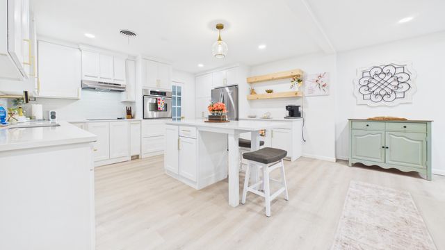 2103 68th Street, Lubbock, TX 79412