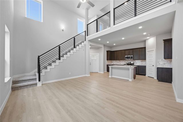 1052 Lilly Lane, Bellville, TX 77418