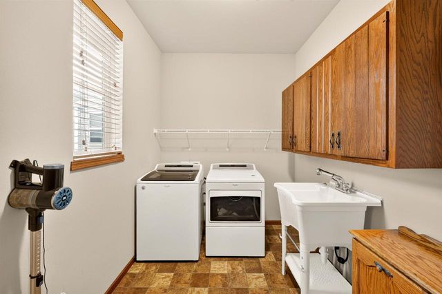 432 Pluto Street, Madison, WI 53718