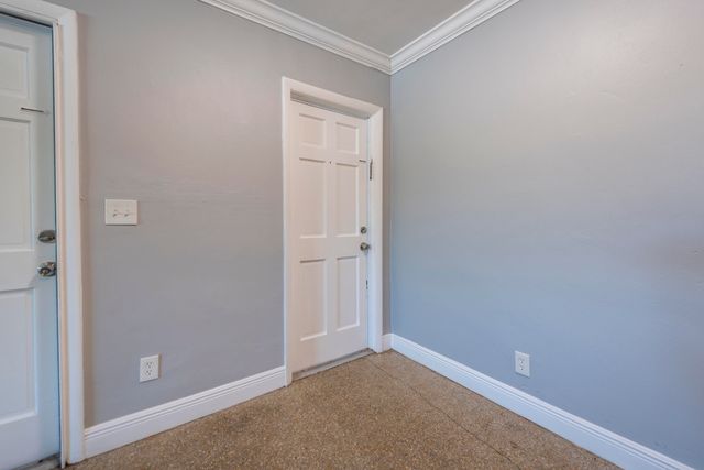 806 NE 16th Place 1-8, Fort Lauderdale, FL 33305