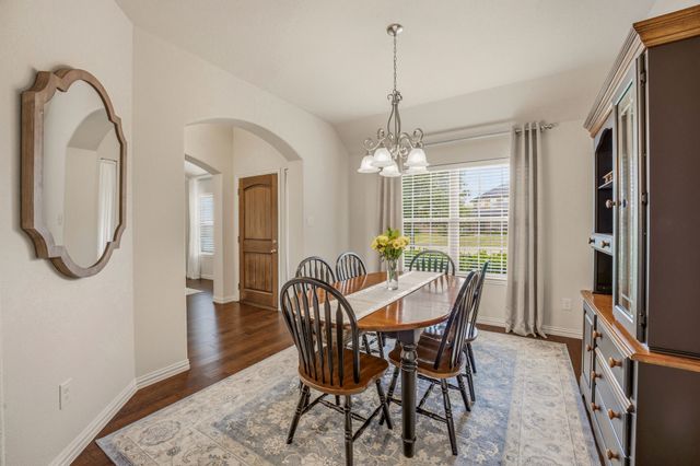 1021 Morningside Drive, Burleson, TX 76028