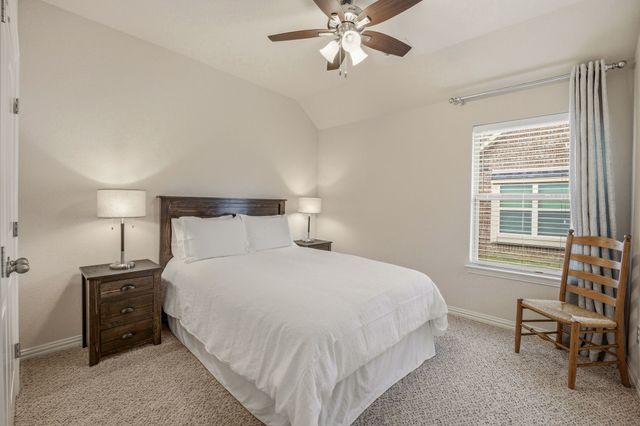 1021 Morningside Drive, Burleson, TX 76028