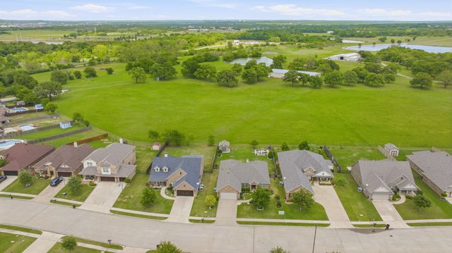 1021 Morningside Drive, Burleson, TX 76028