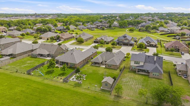 1021 Morningside Drive, Burleson, TX 76028