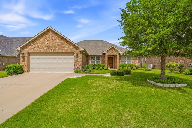 1021 Morningside Drive, Burleson, TX 76028