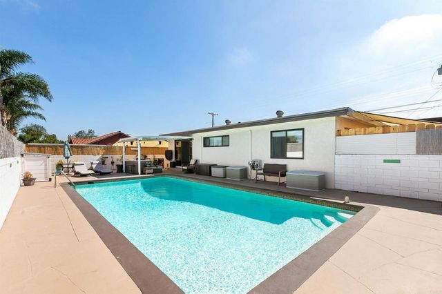 2802 Murray Ridge rd., San Diego, CA 92123