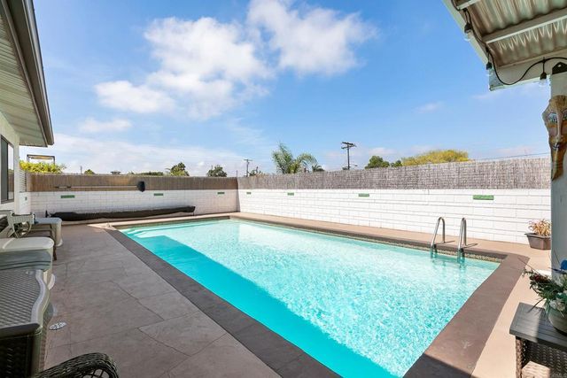 2802 Murray Ridge rd., San Diego, CA 92123