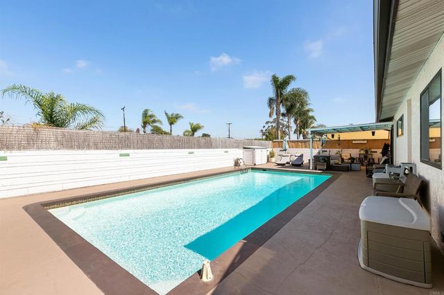 2802 Murray Ridge rd., San Diego, CA 92123