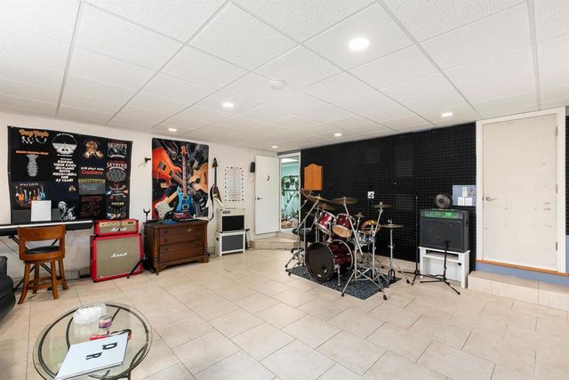 2802 Murray Ridge rd., San Diego, CA 92123