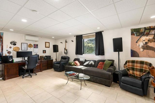 2802 Murray Ridge rd., San Diego, CA 92123
