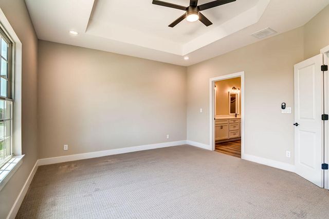 92 Mountain View Court, Branson West, MO 65737