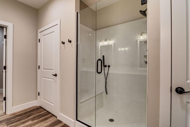 92 Mountain View Court, Branson West, MO 65737