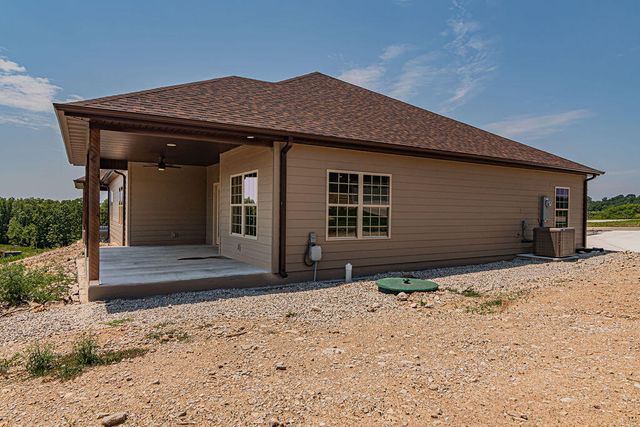 92 Mountain View Court, Branson West, MO 65737