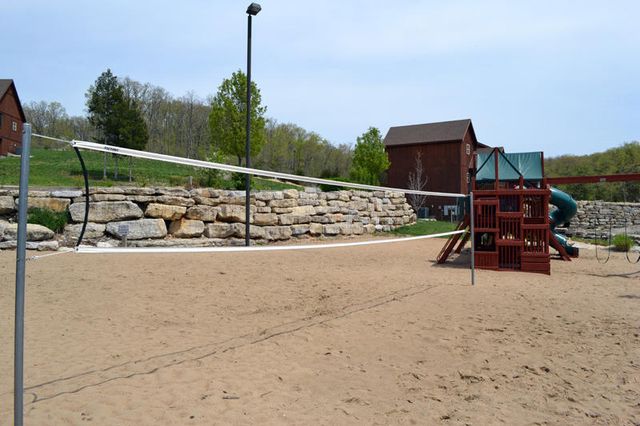 92 Mountain View Court, Branson West, MO 65737