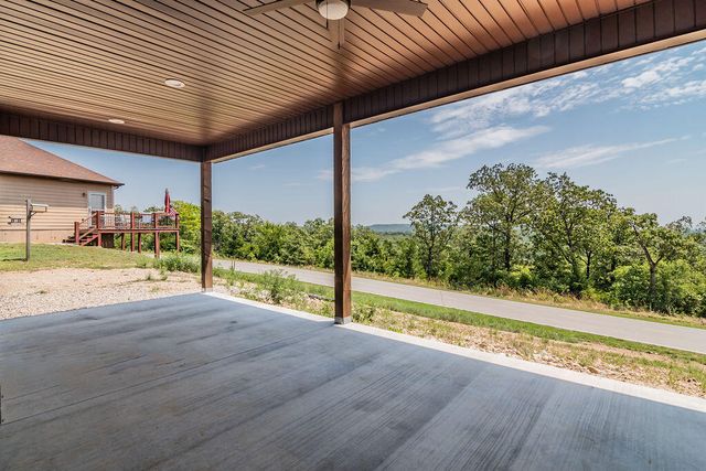 92 Mountain View Court, Branson West, MO 65737