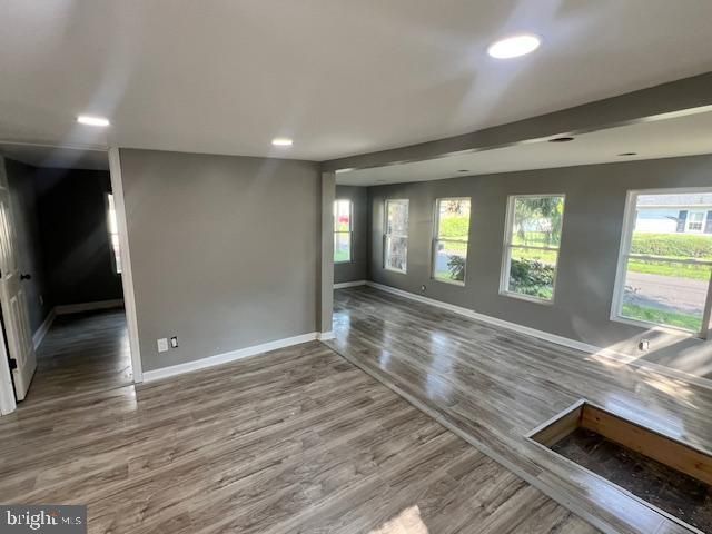 1960 MAPLE AVE, Croydon, PA 19021