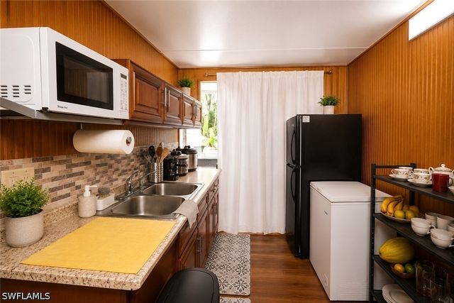 130 Jung BLVD W, Naples, FL 34120