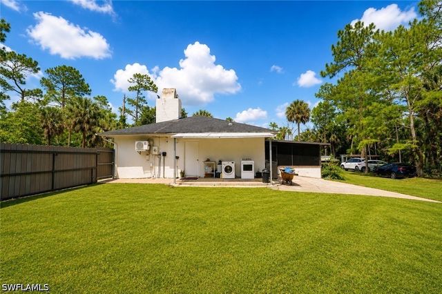 130 Jung BLVD W, Naples, FL 34120