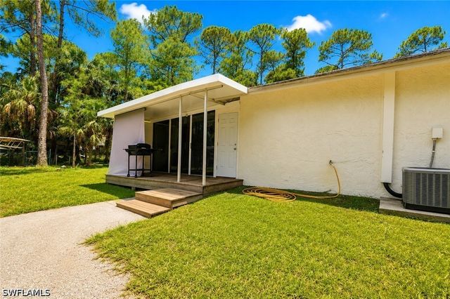 130 Jung BLVD W, Naples, FL 34120