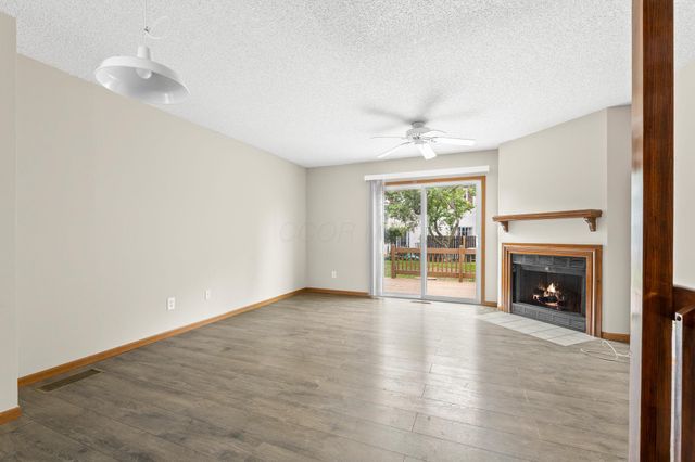 5726 Snow Drive, 128D, Hilliard, OH 43026