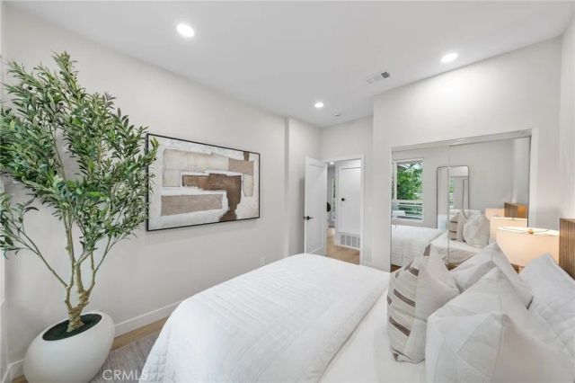 14 Highland, Irvine, CA 92603