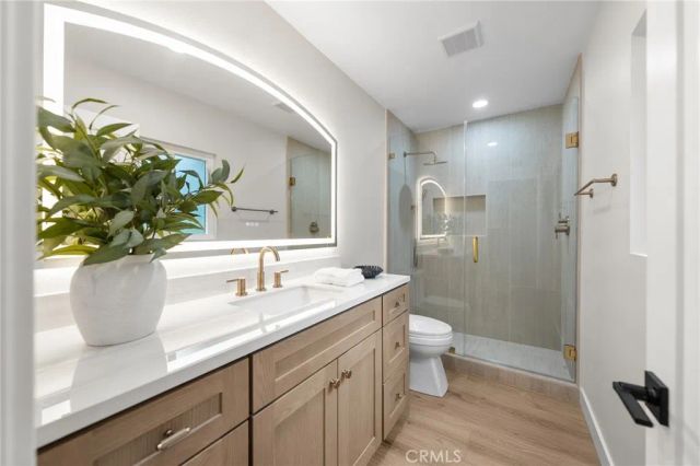 14 Highland, Irvine, CA 92603