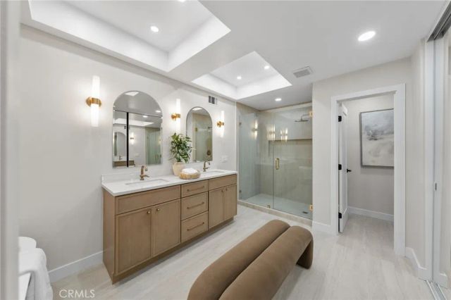 14 Highland, Irvine, CA 92603