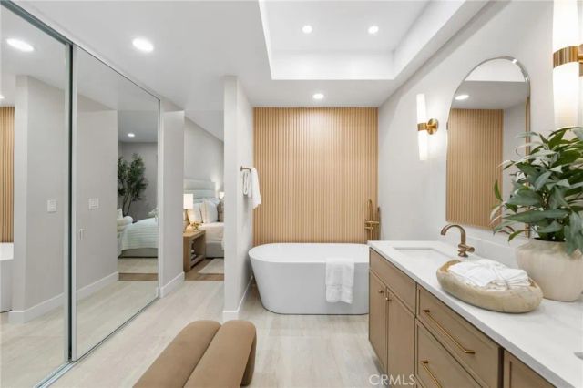 14 Highland, Irvine, CA 92603