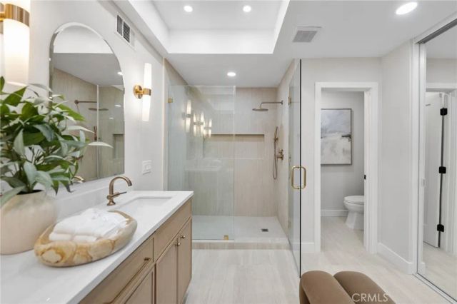 14 Highland, Irvine, CA 92603