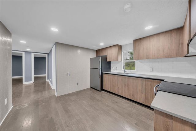72 W 1st St, Hillsboro, TN 37342