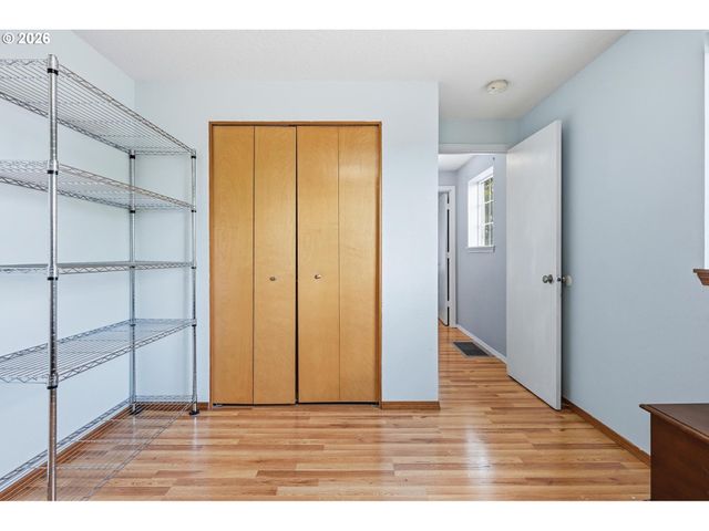 6714 Se ARIEL St, Hillsboro, OR 97123